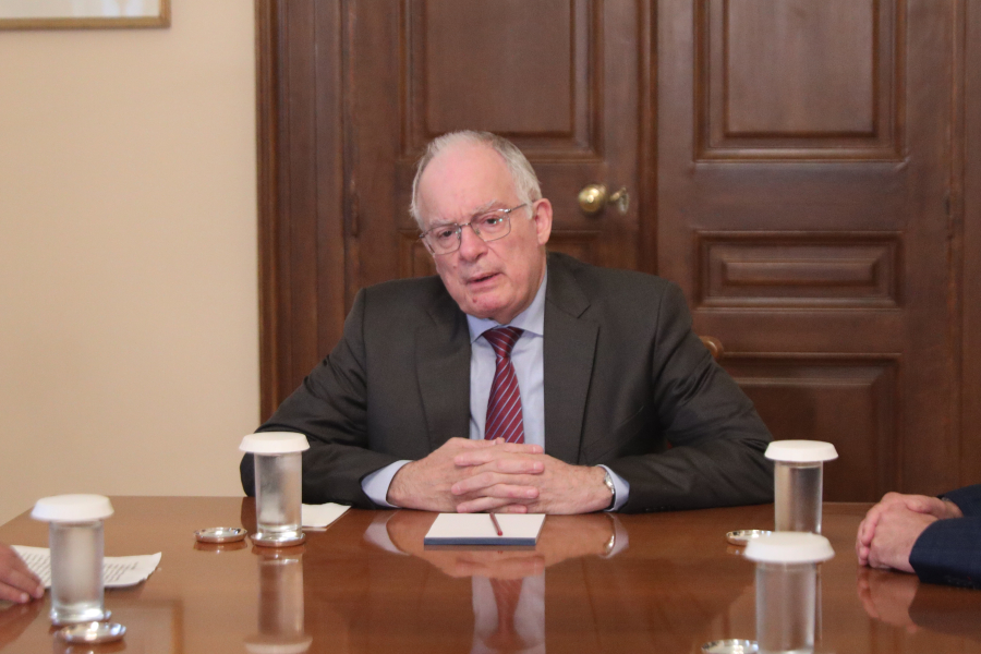 Συνεργάτες Τασούλα: Θα ήταν ανεύθυνο για τον ΠτΔ να αποφύγει να επισημάνει τον κίνδυνο της αστάθειας