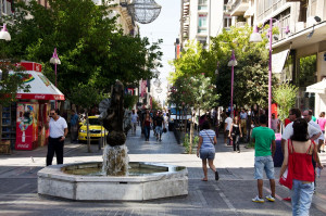 Ο Εμπορικός Σύλλογος Αθηνών ζητάει επίλυση του θέματος των πορειών στο κέντρο της Αθήνας