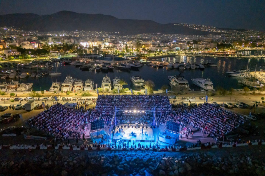 Φεστιβάλ Γλυφάδας: Δωρεάν συναυλίες, ταινίες και παραστάσεις δίπλα στη θάλασσα