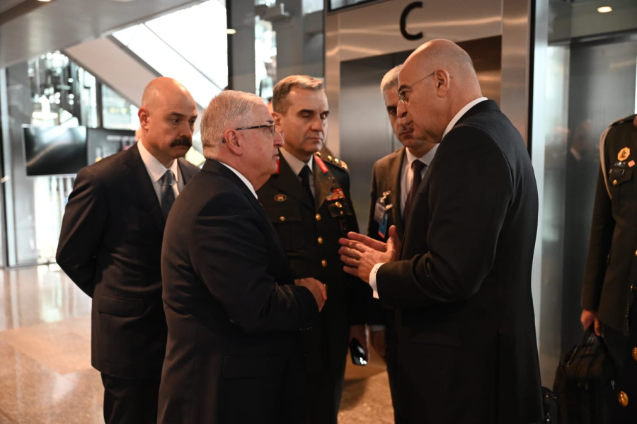 Συνάντηση Δένδια -Γκιουλέρ στις Βρυξέλλες: Τί συζήτησαν