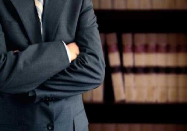 Αντίθετοι οι δικηγόροι στο «αναβολόσιμο» και την αύξηση των μεγαρόσημων