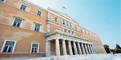 Εξετάζεται η κατάργηση της αποζημίωσης για συμμετοχή στη Διάσκεψη των Προέδρων