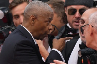 78ο Φεστιβάλ Καννών: Έξαλλος ο Ντένζελ Ουάσινγκτον με φωτογράφο (Βίντεο)