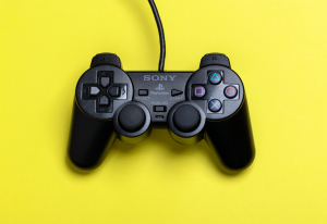 Πώς το Playstation έγινε ο αυτοκράτορας στις κονσόλες παιχνιδιών τη δεκαετία του 1990