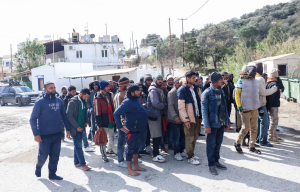 Τραγωδία με μετανάστες στην Κρήτη: Αγωνία για τους αγνοούμενους (βίντεο)