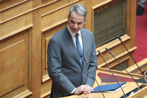 Στροφή 151 + 149 μοιρών