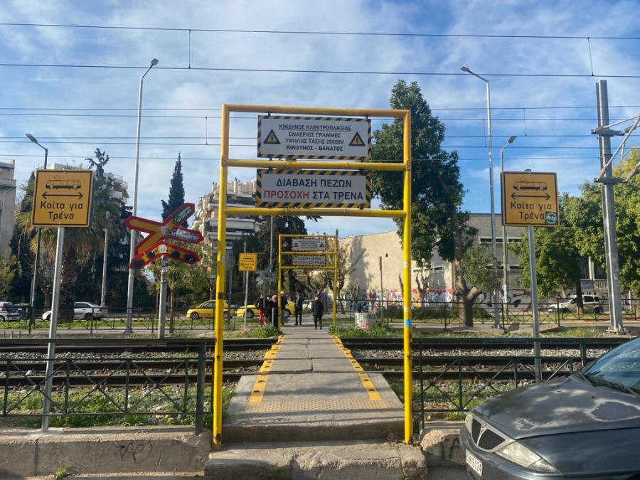 Στο ίδιο έργο θεατές σχεδόν ένα χρόνο μετά το έγκλημα στα Τέμπη