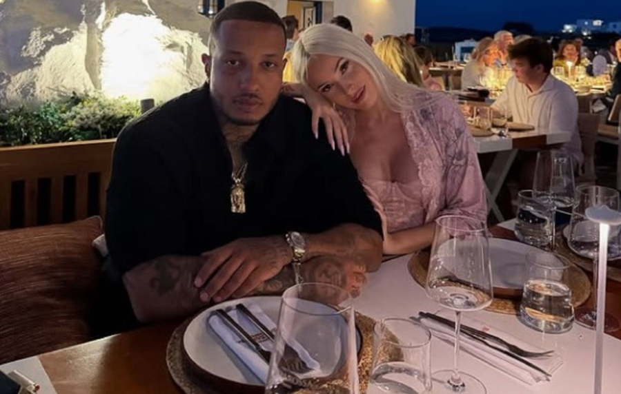 O Light και η σύντροφός του Άννα Θεοδωρίδη υποδέχθηκαν το πρώτο τους παιδί