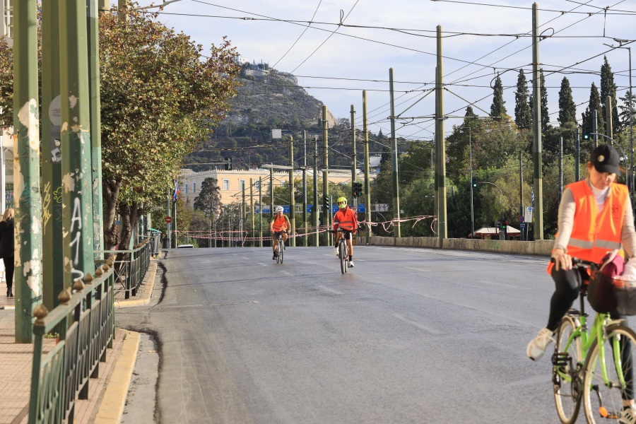 Έκτακτες κυκλοφοριακές ρυθμίσεις στην Αθήνα για τον ποδηλατικό γύρο - Ποιοι δρόμοι είναι κλειστοί