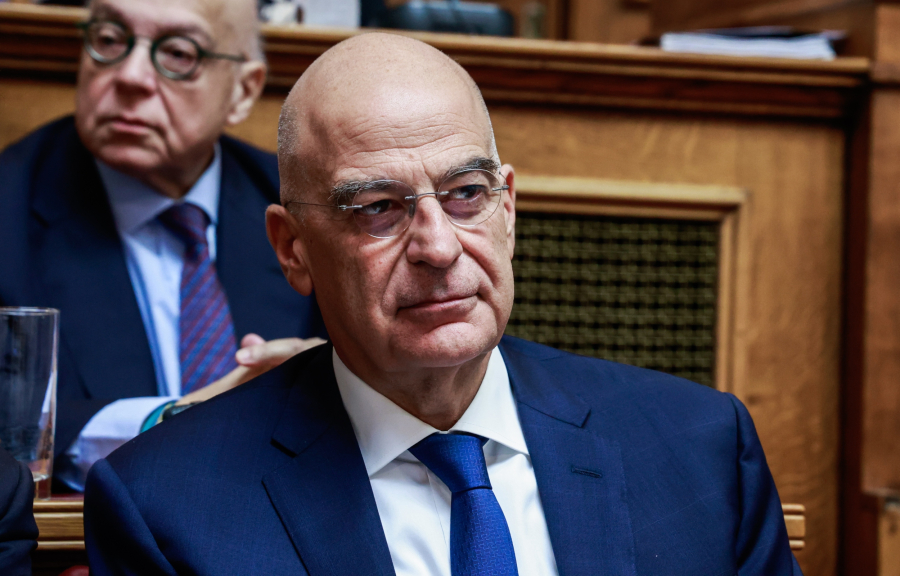 Μετά τον Καραμανλή αρνείται και ο Δένδιας την Προεδρία