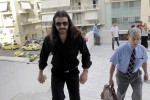 Αντιμέτωπος με το κακούργημα της εσχάτης προδοσίας ο Μπαρμπαρούσης - Δεν έχει συλληφθεί ακόμα