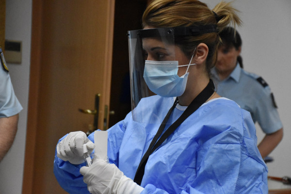 Κορονοϊός Ελλάδα: Διασπορά ...σε όλη τη χώρα - «Αγγίζουν» τα 100 τα νέα κρούσματα στην Αττική, από κοντά η Θεσσαλονίκη