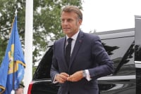 Μακρόν κατά Πούτιν: Είναι αρπακτικό, ένα τέρας στις πόρτες μας
