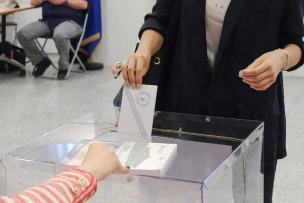Δημοσκόπηση MRB: «Ναι» στη στρατιωτική συνεργασία Ελλάδας - Ισράηλ λέει το 51,1%