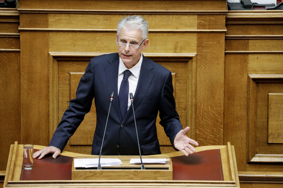 Ο Σπύρος Πνευματικός λέει πως «παρερμηνεύθηκαν» οι δηλώσεις του για τη διαλογή των καρκινοπαθών