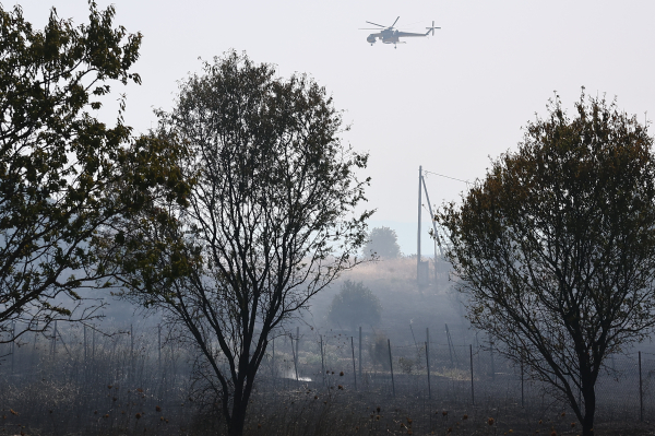 Φωτιά τώρα στη Θεσσαλονίκη - Μηνύματα από το 112 (Εικόνες - Βίντεο)