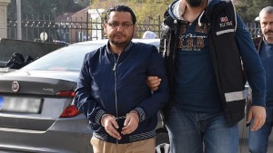 Τούρκοι συνέλαβαν Ιμάμη σε γιοτ με ελληνική σημαία - Κατηγορείται ως γκιουλενιστής