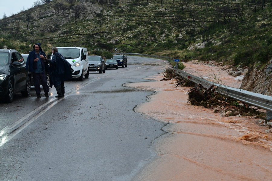 Κακοκαιρία Byron: Οι τελευταίες κυκλοφοριακές ρυθμίσεις στην Αττική
