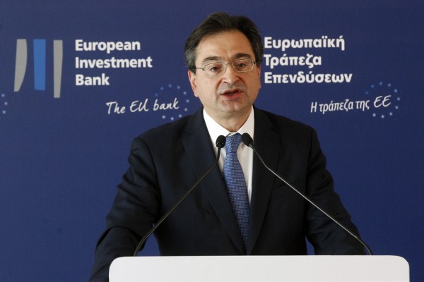 Καραβίας: Πλήρης άρση των capital controls το 2018