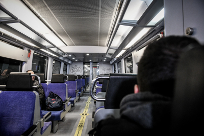 Εκτροχιάστηκε τρένο του προαστιακού στην Πάτρα, πάνω από 70 οι επιβάτες