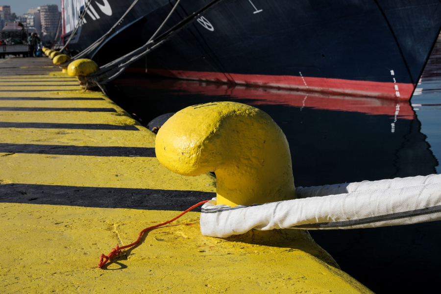 Απεργία 17 Απριλίου: Δεμένα τα πλοία στα λιμάνια