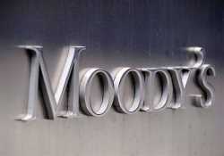 «Καμπανάκι» από την Moody's για τις τράπεζες
