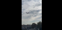 Boeing 787 άρπαξε φωτιά στον ένα κινητήρα πάνω από τη Ρώμη: Η στιγμή των εκρήξεων (βίντεο)
