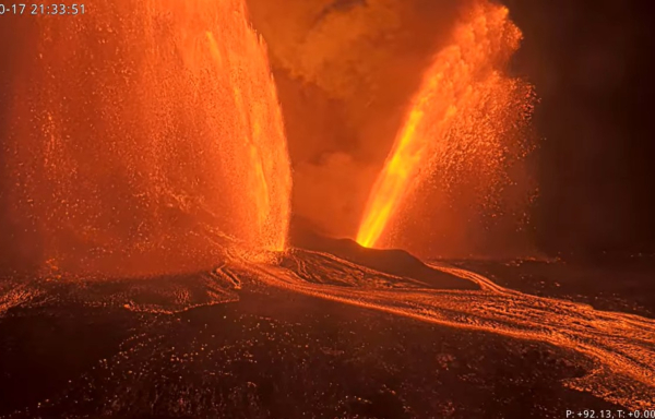 Χαβάη: Το ηφαίστειο Κιλαουέα ξύπνησε ξανά - Απίστευτες εικόνες και βίντεο από την έκρηξη