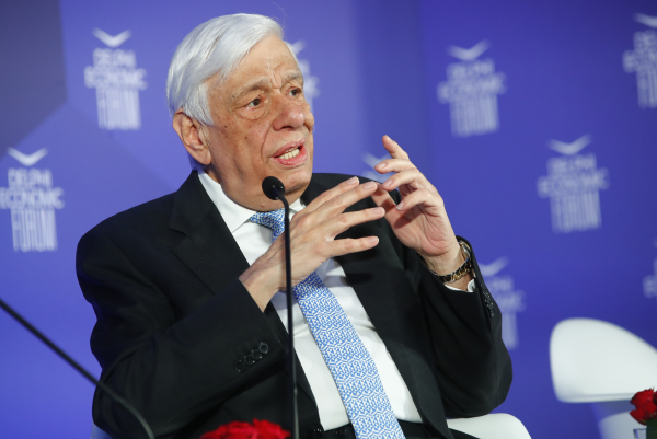 Βολές Παυλόπουλου σε Ζελένσκι για Τουρκία και Ράμα για τις ελευθερίες της μειονότητας και τους Τσάμηδες