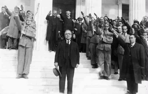 Σακελλαρίδης κατά Λατινοπούλου: Η 28η Οκτωβρίου δεν ανήκει στους υμνητές των δικτατόρων