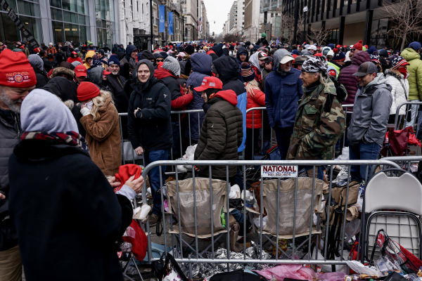 Τραμπ: Φέρνει διάταγμα για μόνο δύο φύλα