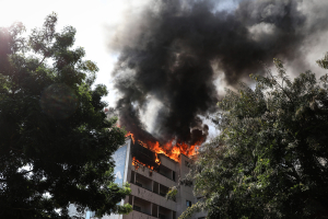 Τουλάχιστον 13 νεκροί μετά από πυρκαγιά σε ξενοδοχείο στο Καζακστάν