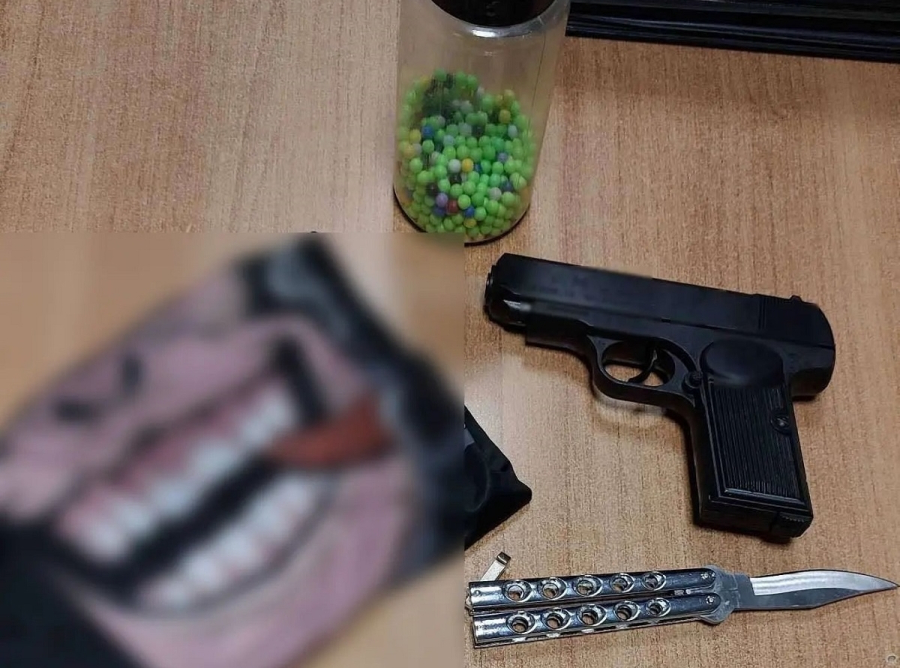 Μαρούσι: Συνελήφθη ανήλικος - Βρέθηκε με αεροβόλο πιστόλι και μαχαίρι τύπου πεταλούδα