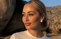 Ελένη Βουλγαράκη: Η έκπληξη του συντρόφου της για τα γενέθλιά της