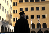Μονή Πετράκη: Διατάχθηκε ο εγκλεισμός του ιερέα με το καυστικό υγρό στο Δρομοκαΐτειο