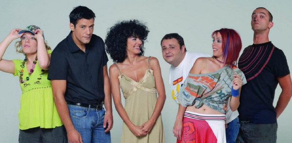 Επιστρέφουν οι «Singles» στην ελληνική τηλεόραση; - Τι έγραψε στο Instagram ο δημιουργός της σειράς