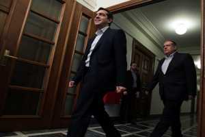 Ετοιμος να κυβερνήσει ο ΣΥΡΙΖΑ σύμφωνα με δημοσκόπηση της Public Issue
