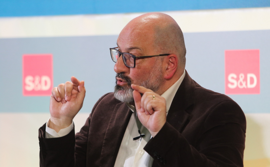 Σ. Αρναούτογλου: «Πρώτη η Ελλάδα στην Ευρώπη στο κόστος στέγασης, τελευταία στις λύσεις».