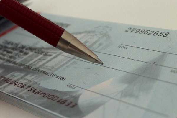 Χαλαρώνουν τα κριτήρια για την έκδοση μπλοκ επιταγών σε επιχειρήσεις