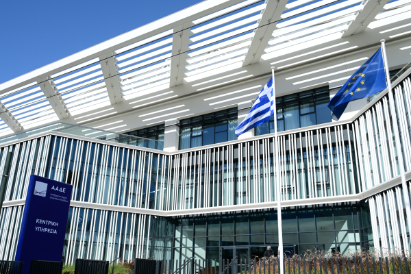 Αυξήθηκαν κατά 5,2% οι φορολογούμενοι με χρέη άνω του 1 εκατ. ευρώ
