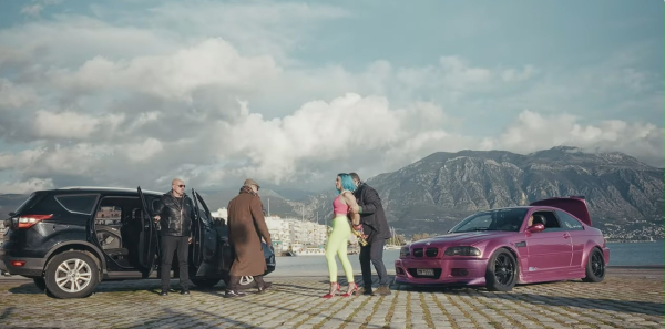 Καλαμάτα: Σάλος για το σποτ του Καρναβαλιού – Αντιδράσεις για αναφορές σε trafficking και εμπορία γυναικών