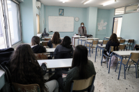 Νέο φιάσκο με την Τράπεζα Θεμάτων στα σχολεία: «Δεχθήκαμε επίθεση μεγατόνων» απαντά το υπουργείο, τι θα γίνει με τις εξετάσεις