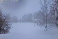 Σε λευκό κλοιό η Βόρεια Ελλάδα: Κλειστά σχολεία και μετακινήσεις με αλυσίδες (βίντεο)