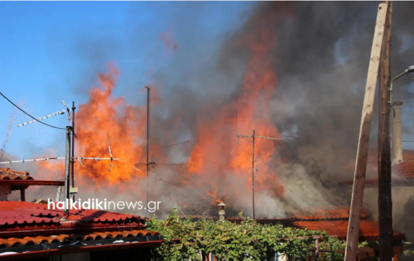 Χαλκιδική: Τραγικός θάνατος για 69χρονη μέσα στο φλεγόμενο σπίτι της