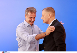 Στη Μυτιλήνη ο Μητσοτάκης, στο πλευρό του Αλκιβιάδη Στεφανή για τον β' γύρο των αυτοδιοικητικών 2023