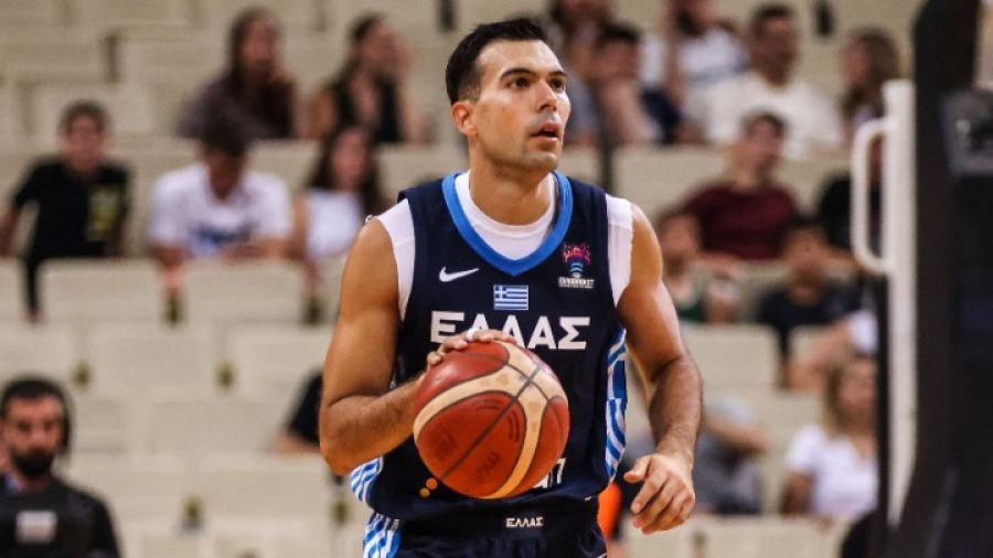 Σλούκας: «Ο Αντετοκούνμπο είναι...εξωγήινος αγωνιστικά»