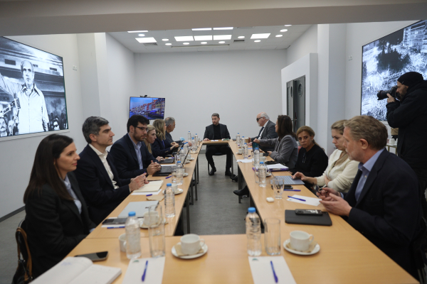 Κάτι «βράζει» στο ΠΑΣΟΚ