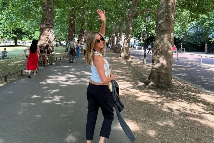 Η Τζένιφερ Άνιστον «συστήνει» τον νέο της σύντροφο (Εικόνα)