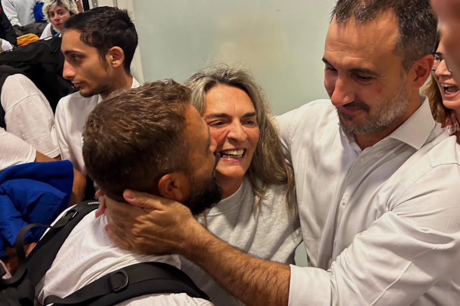 Χαρίτσης για Έλληνες ακτιβιστές: Έσωσαν την τιμή της χώρας μας