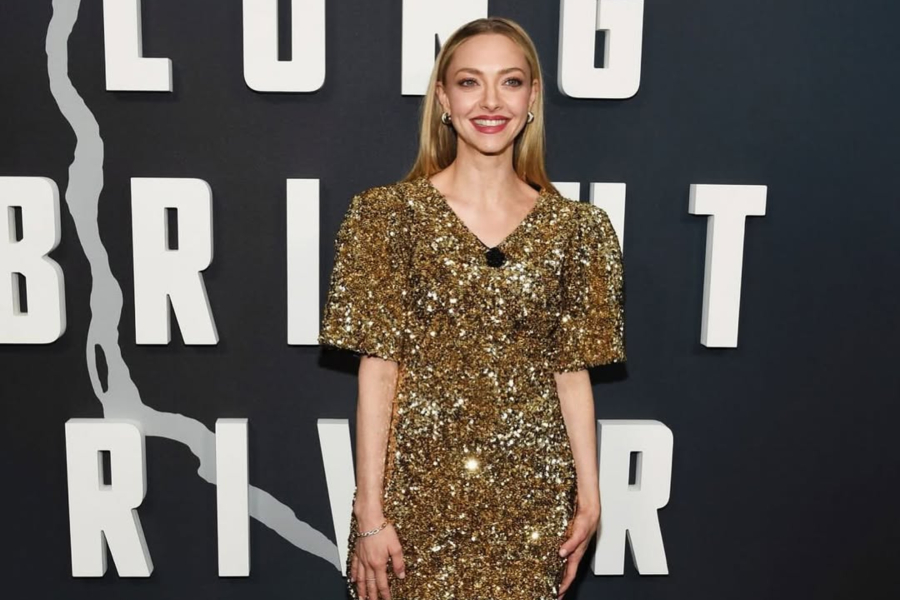 Αμάντα Σάιφρεντ: Τραγούδησε το «California» της Τζόνι Μίτσελ και εντυπωσίασε (Βίντεο)